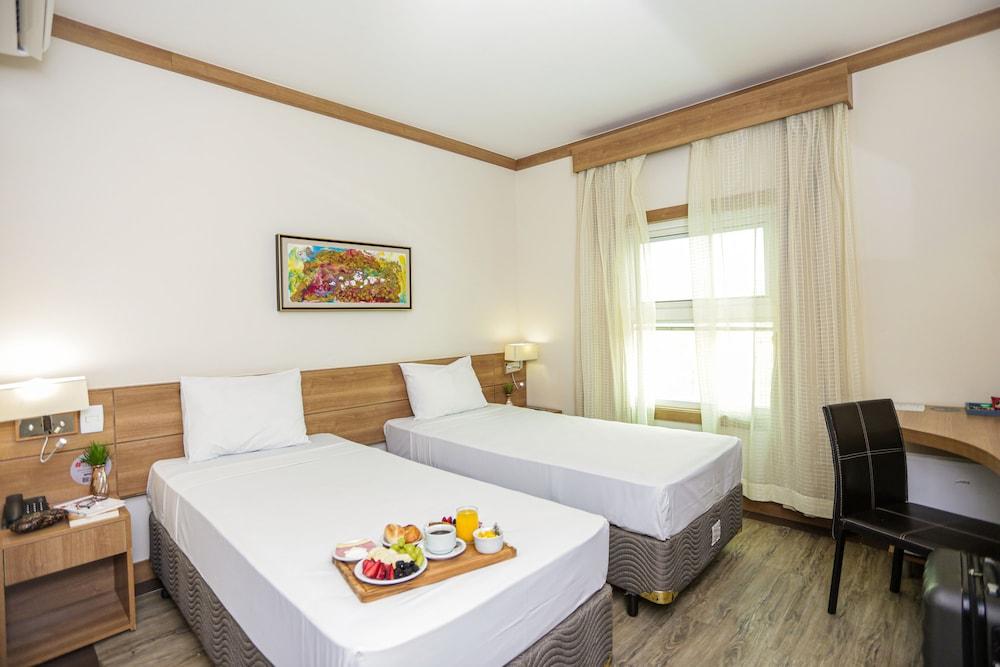 Hotel Intercity Vinhedo
