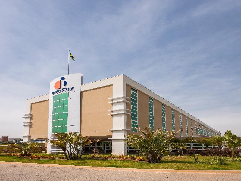 Hotel Intercity Vinhedo