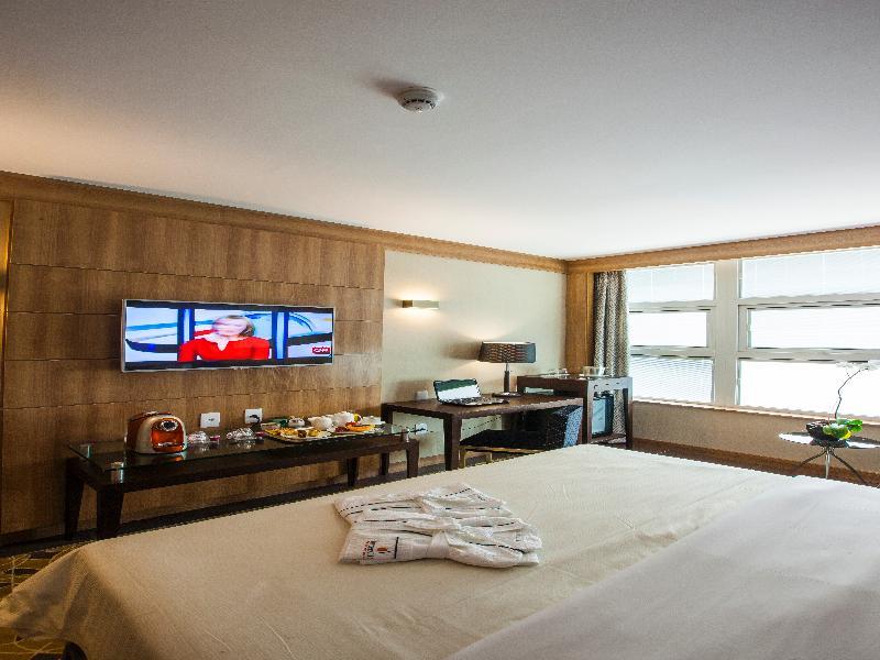 Intercity Hotel 4*
